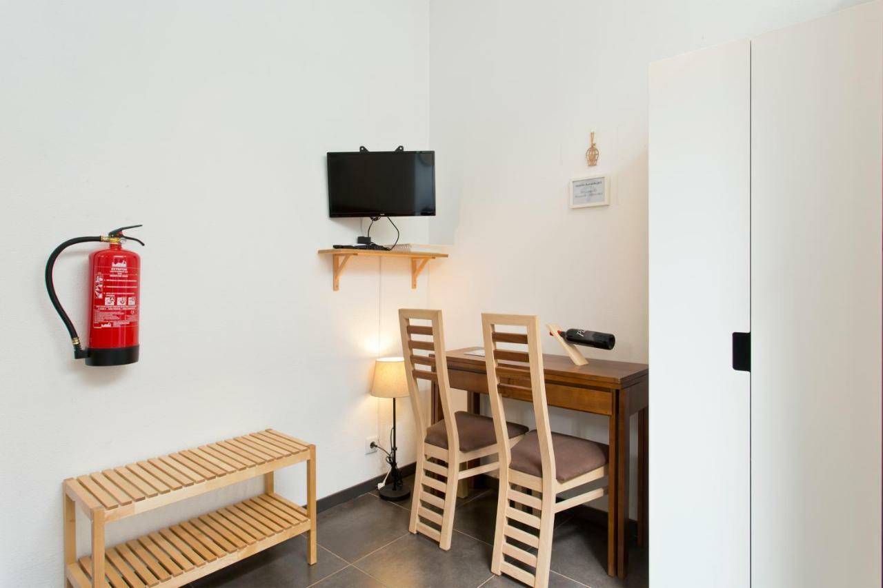 Host Wise - Cozy Quiet Flat - Trindade Station Apartment Porto Bagian luar foto